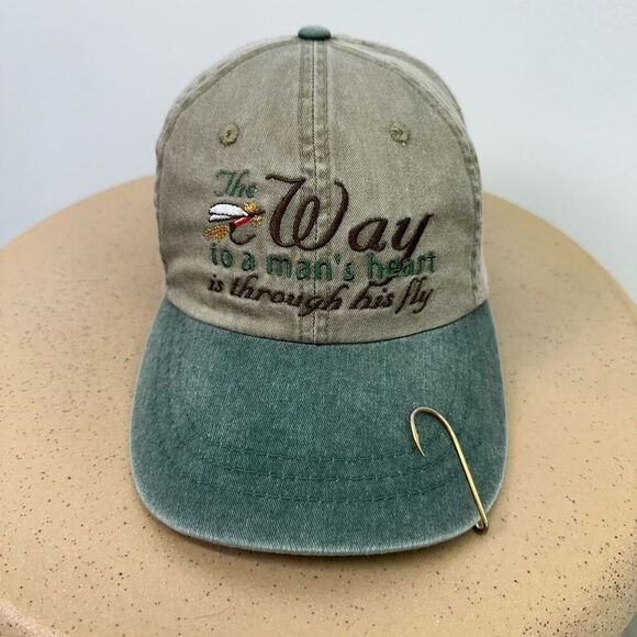 The Way to a Man’s Heart is Through His Fly Fly Fishing Humor Mens Vintage Distr - Picture 8 of 13